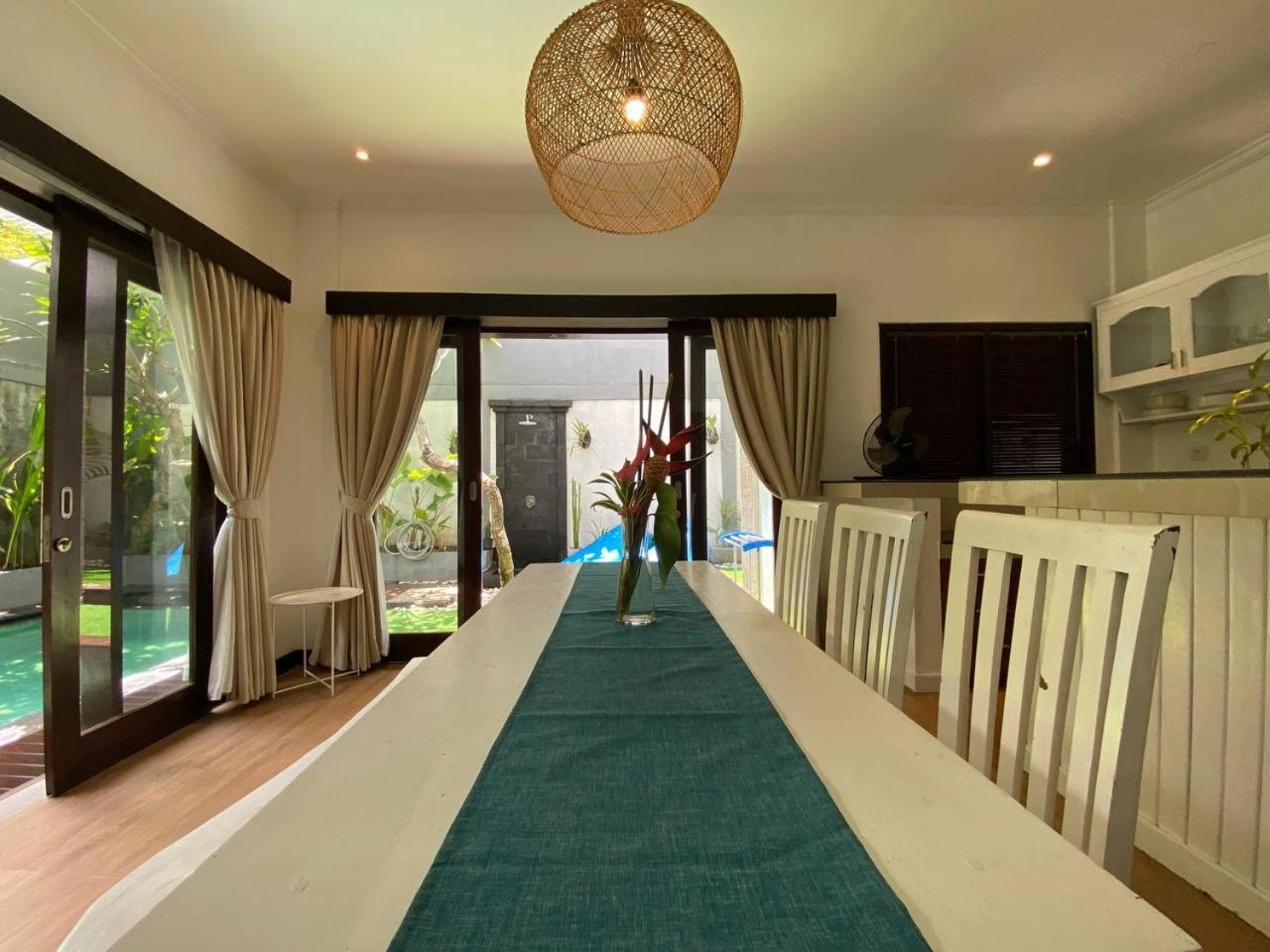 Villa Mayu Dedaries เซมินยัค ภายนอก รูปภาพ